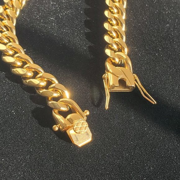 Mens 8.5" Locking Clasp 18K Gold Cuban Chain Link Bracelet 18 Karat Jewelry 8.5 - Picture 3 of 8